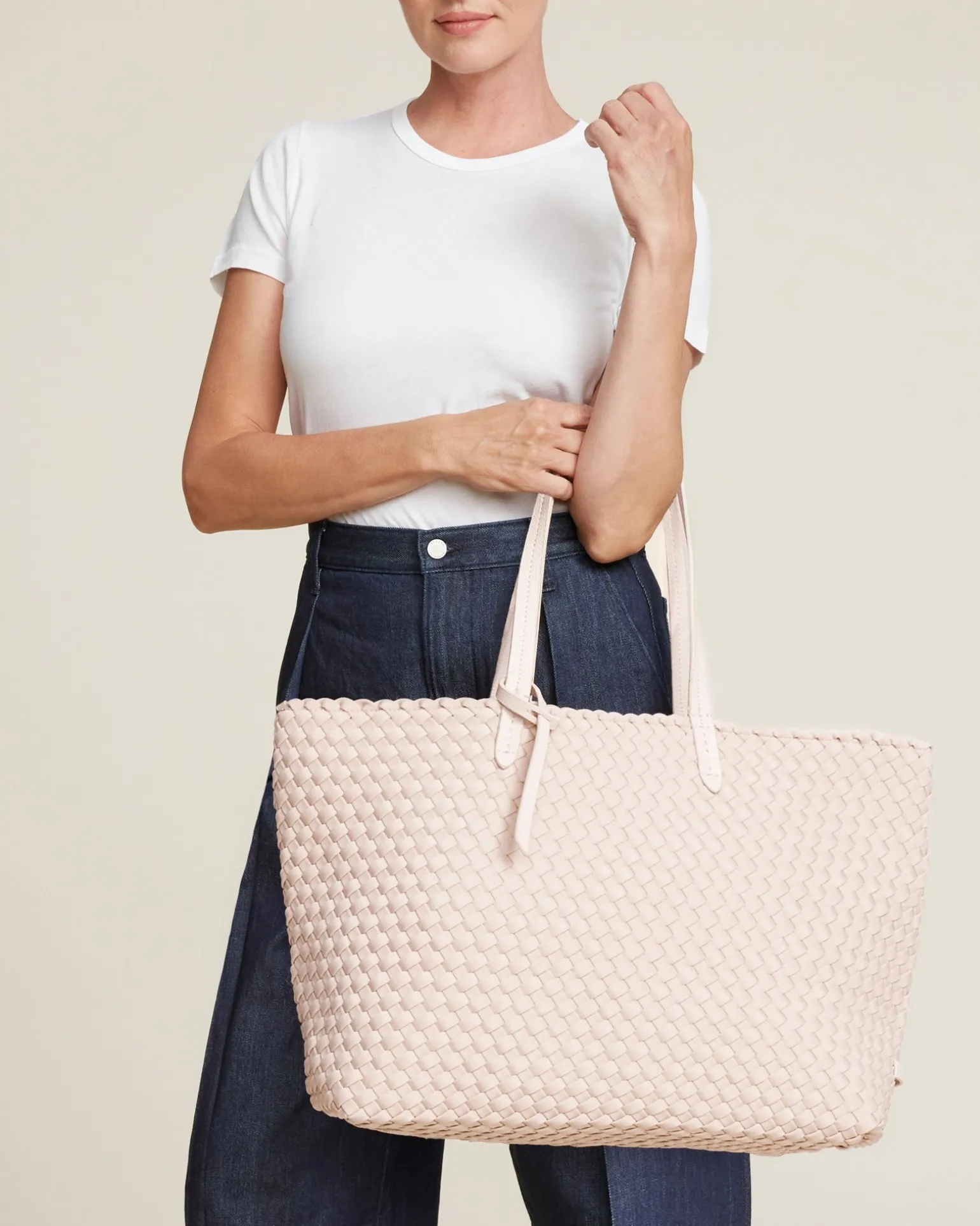 Shoulder Bags<NAGHEDI Jetsetter Large Tote Shell Pink