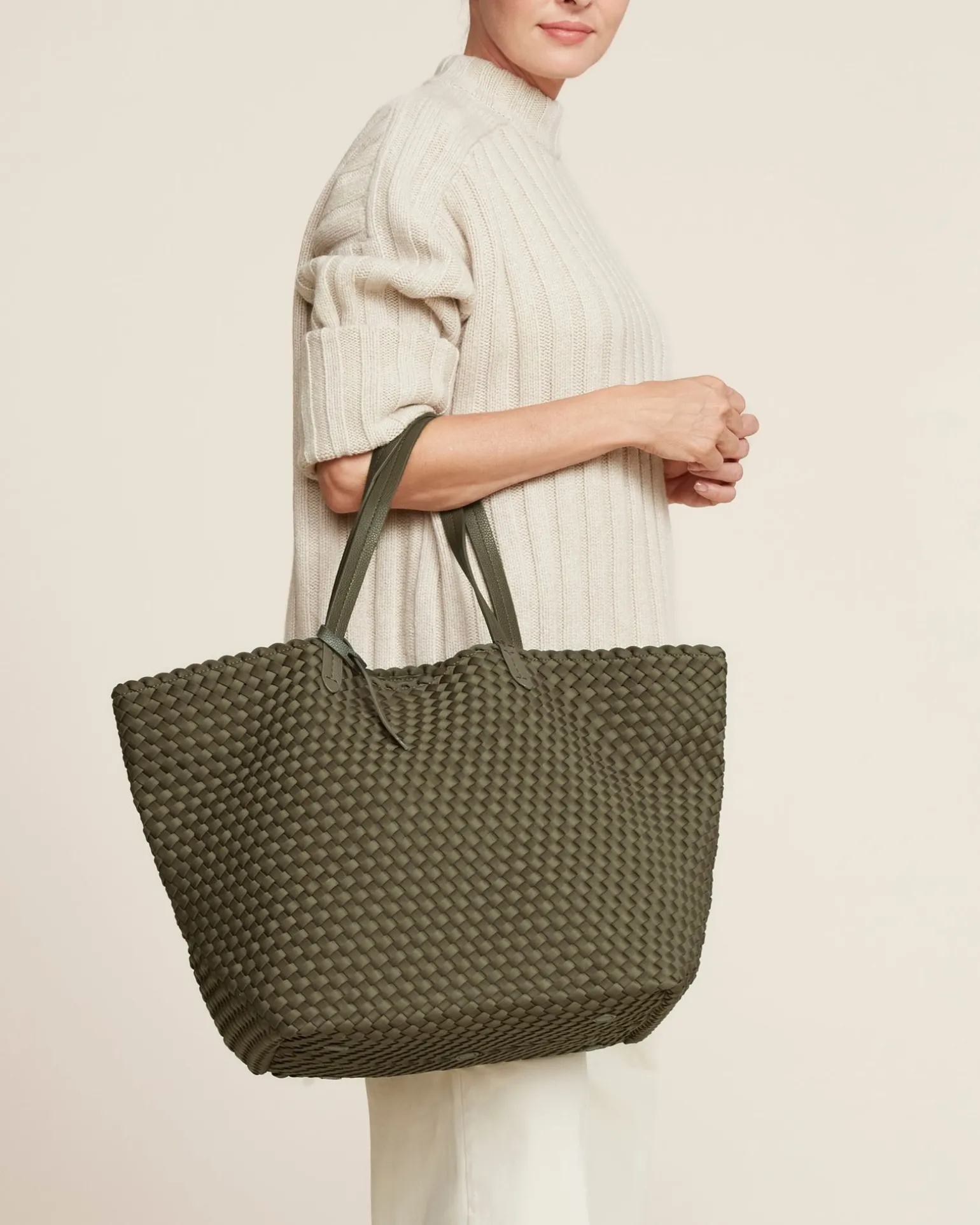 Totes<NAGHEDI Jetsetter Large Tote Olive
