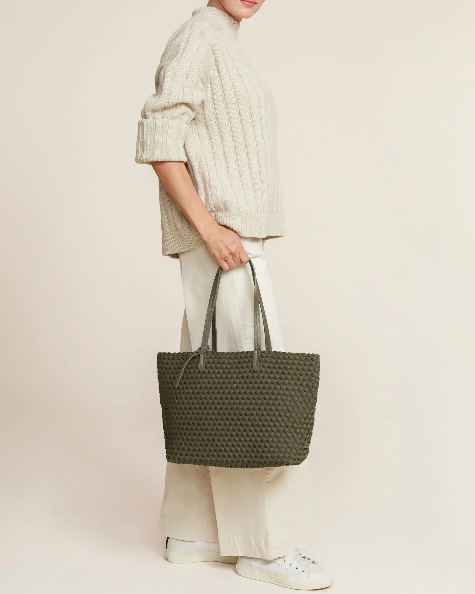 Shoulder Bags<NAGHEDI Jetsetter Small Tote Olive