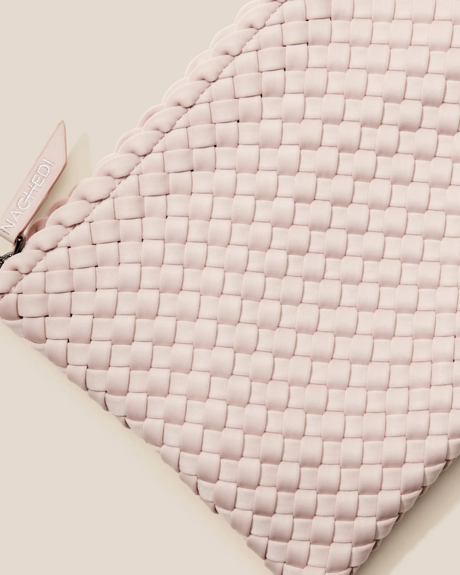 Shoulder Bags<NAGHEDI St. Barths Medium Tote Shell Pink